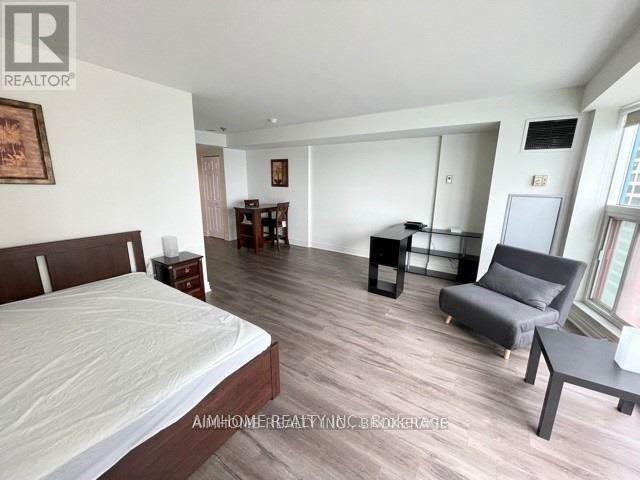 2003 - 99 Harbour Square, Toronto, Ontario  M5J 2H2 - Photo 10 - C12885450