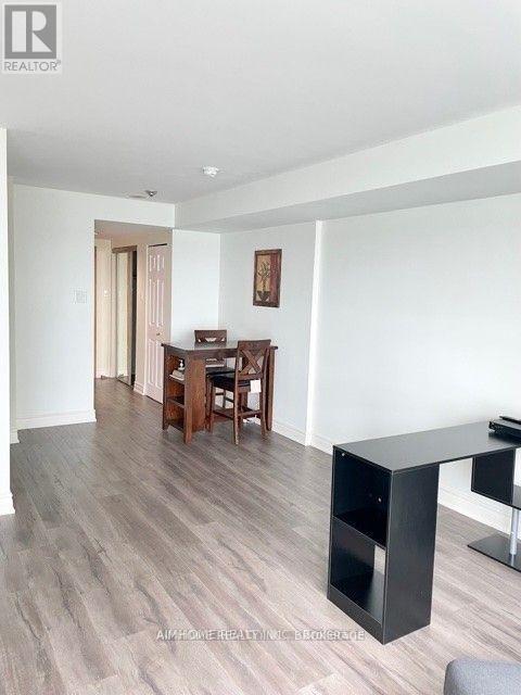 2003 - 99 Harbour Square, Toronto, Ontario  M5J 2H2 - Photo 11 - C12885450