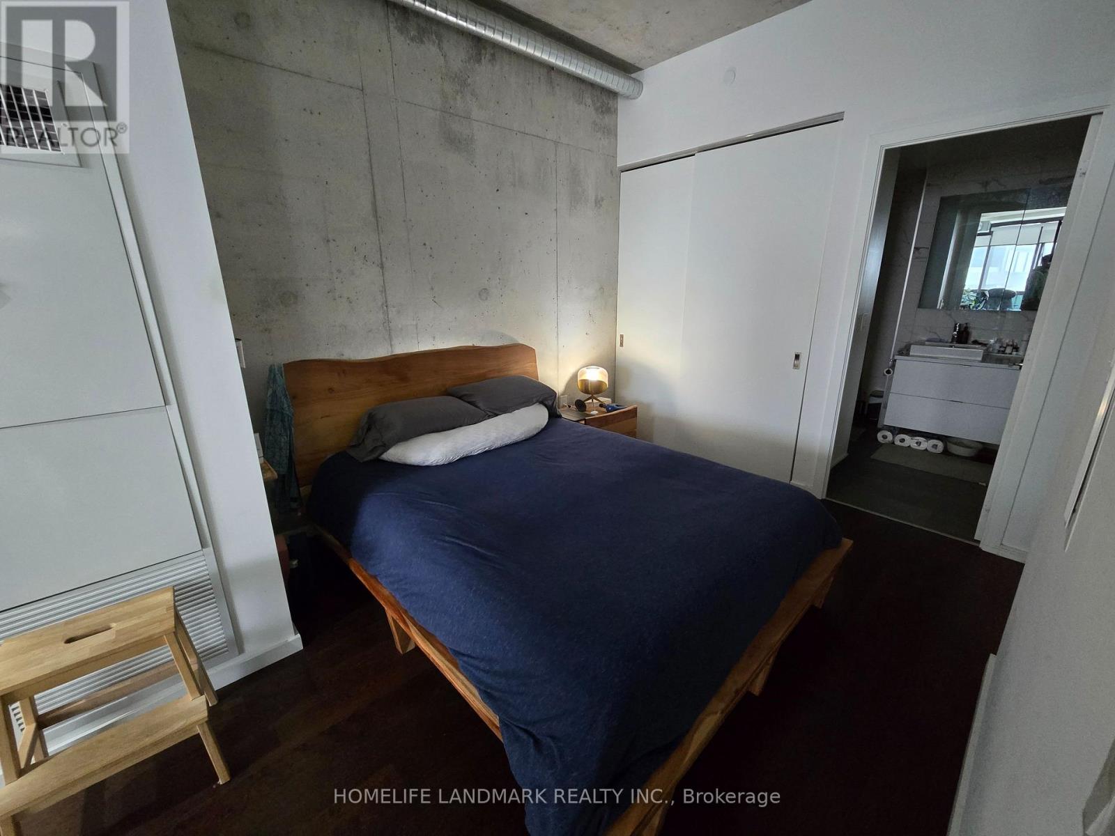 #618 - 21 Lawren Harris Square, Toronto (Waterfront Communities), Ontario  M5A 0T4 - Photo 10 - C12885536