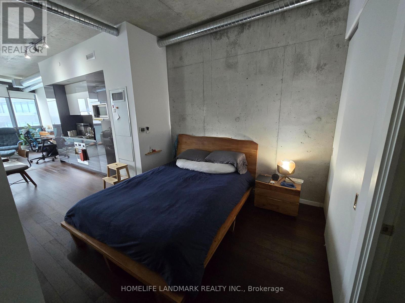 #618 - 21 Lawren Harris Square, Toronto (Waterfront Communities), Ontario  M5A 0T4 - Photo 12 - C12885536