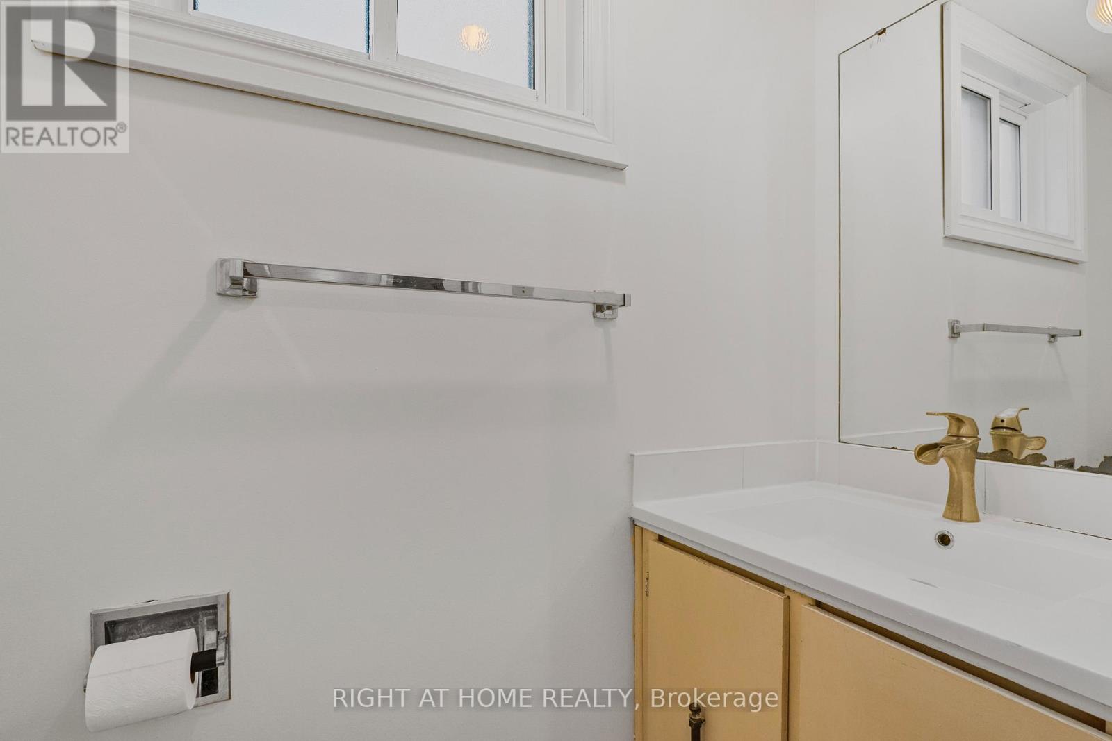 50 Fullerton Crescent, Markham (Milliken Mills West), Ontario  L3R 3G5 - Photo 8 - N12885456