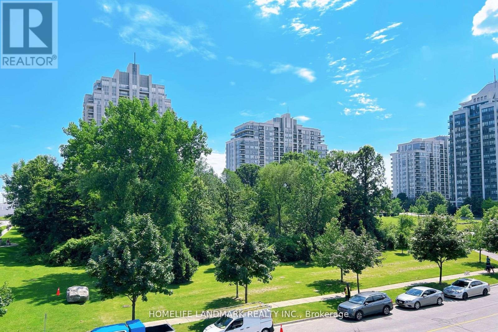 D-325 - 8 Beverley Glen Boulevard, Vaughan, Ontario  L4J 8N8 - Photo 10 - N12885468