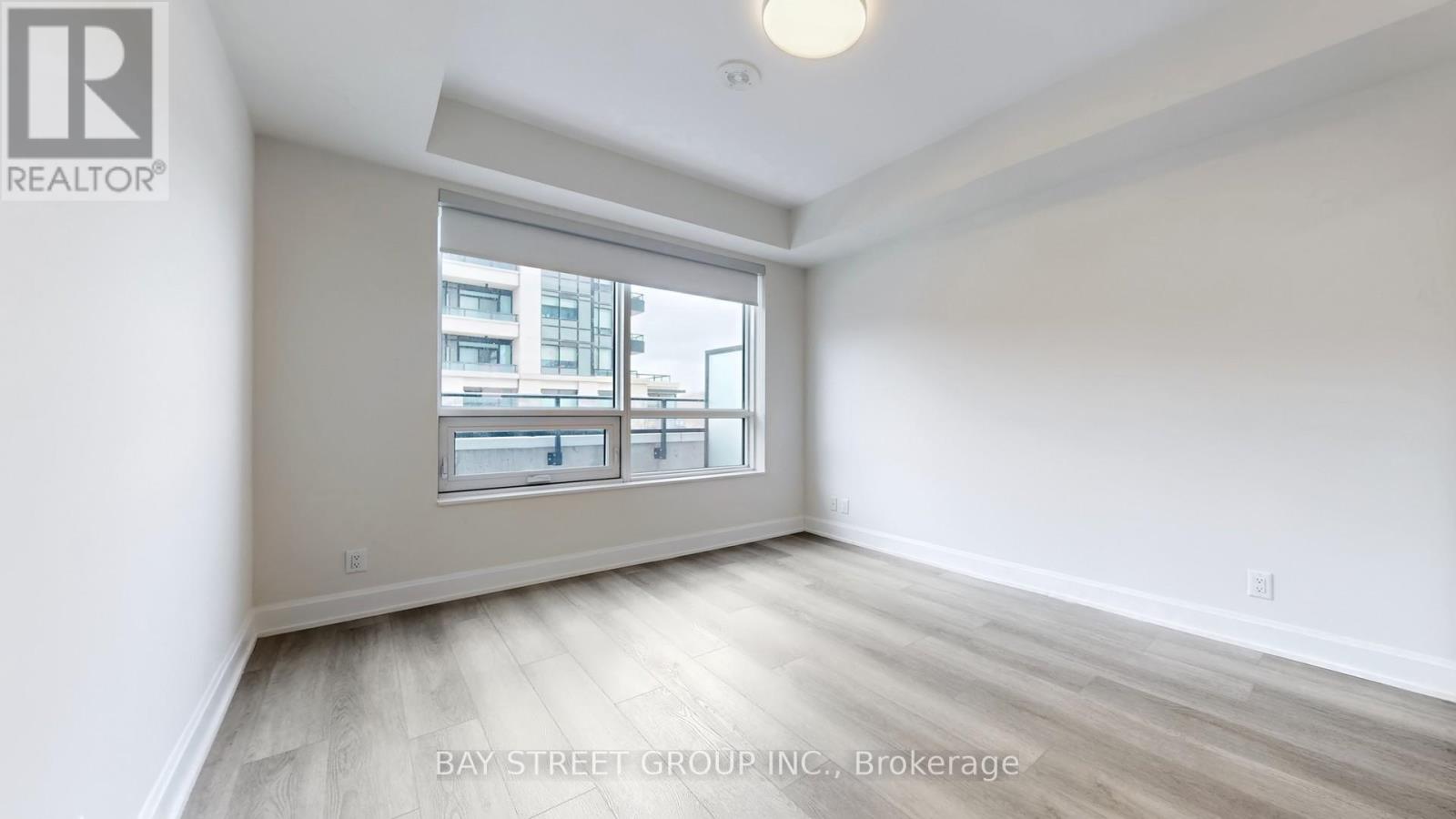 202 - 18 Water Walk Drive, Markham (Unionville), Ontario  L3R 6L5 - Photo 16 - N12885478