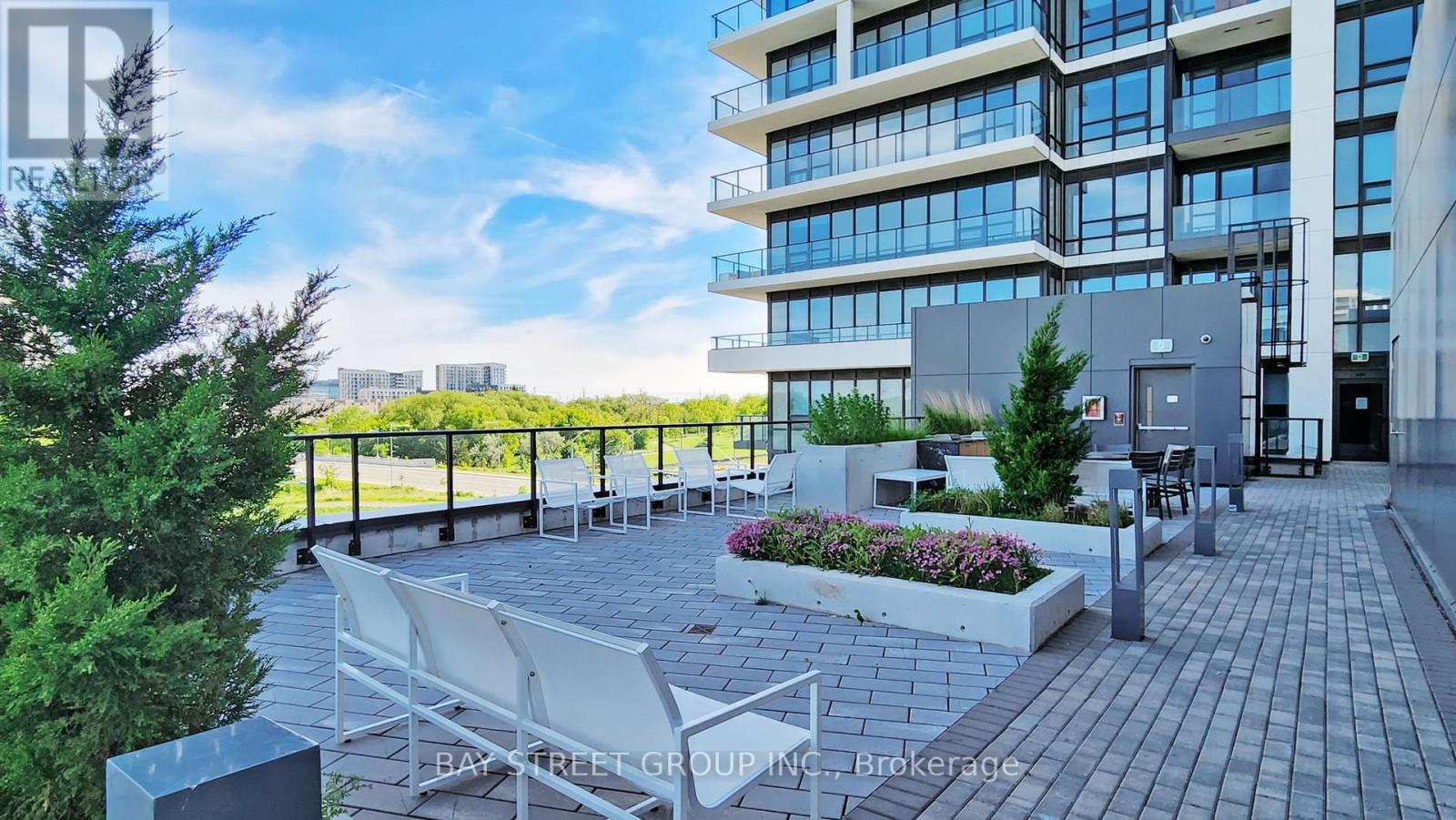 202 - 18 Water Walk Drive, Markham (Unionville), Ontario  L3R 6L5 - Photo 46 - N12885478