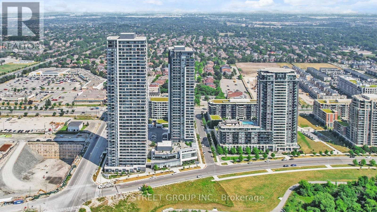 202 - 18 Water Walk Drive, Markham (Unionville), Ontario  L3R 6L5 - Photo 5 - N12885478