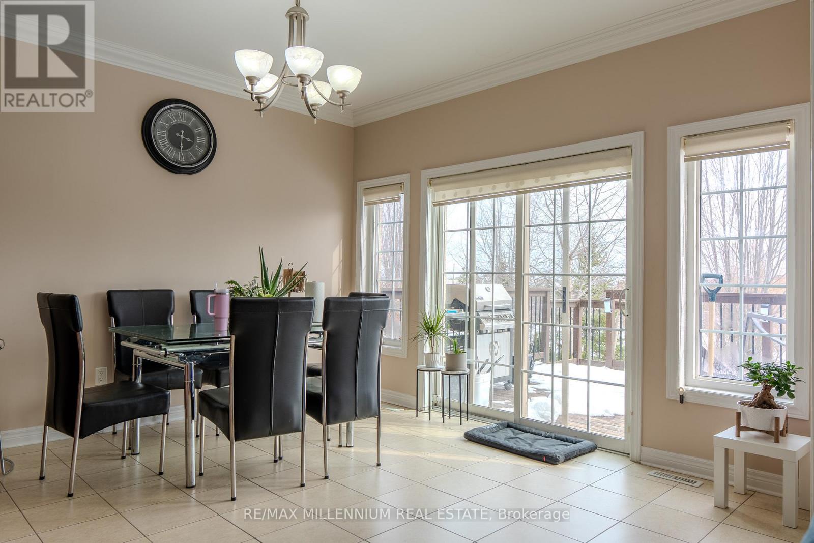 87 Warbler (Main & 2nd Floors) Avenue, Vaughan, Ontario  L6A 0X7 - Photo 16 - N12885510