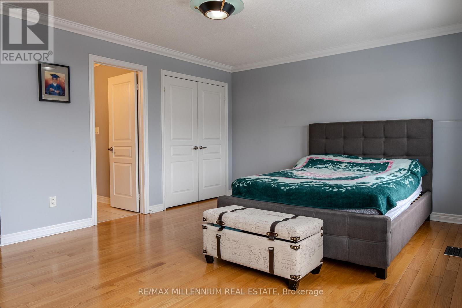 87 Warbler (Main & 2nd Floors) Avenue, Vaughan, Ontario  L6A 0X7 - Photo 28 - N12885510