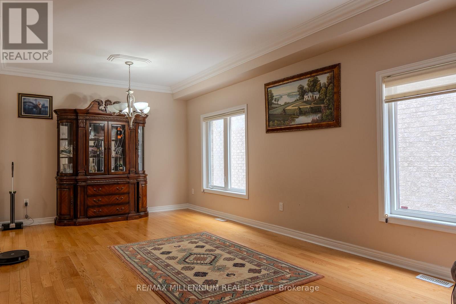 87 Warbler (Main & 2nd Floors) Avenue, Vaughan, Ontario  L6A 0X7 - Photo 37 - N12885510