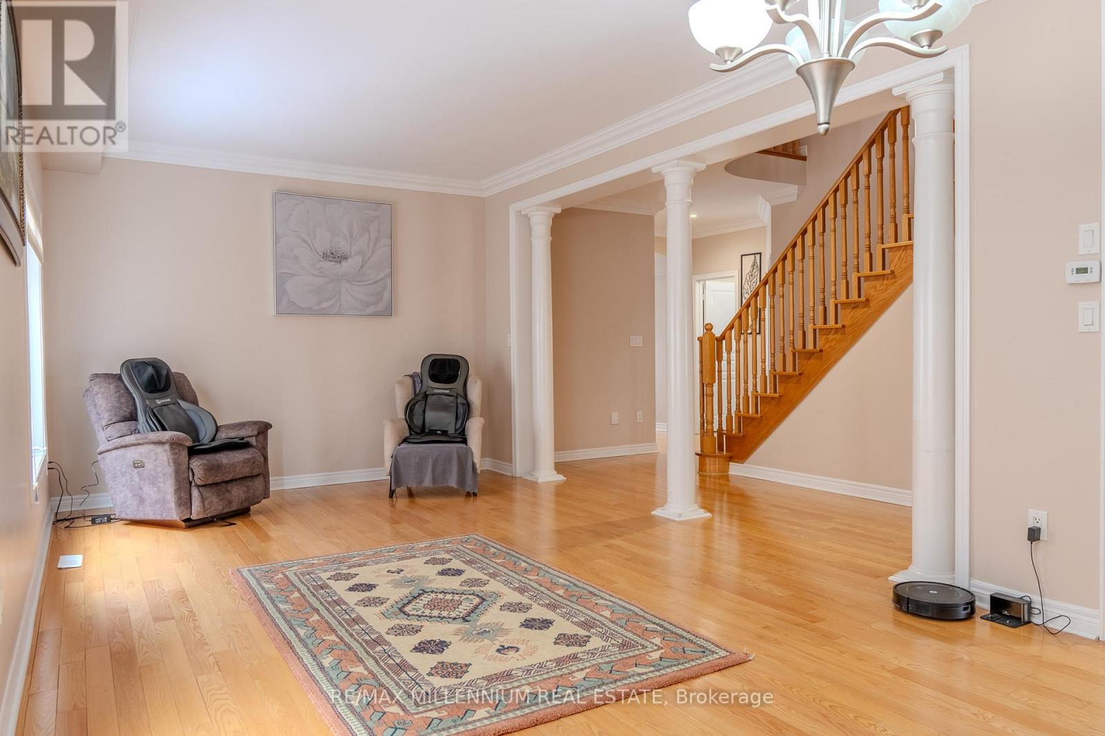 87 Warbler (Main & 2nd Floors) Avenue, Vaughan, Ontario  L6A 0X7 - Photo 39 - N12885510