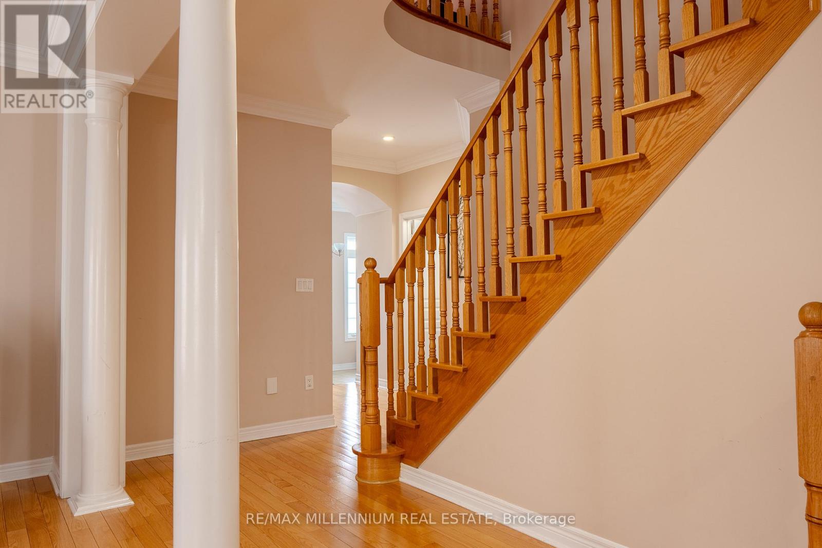 87 Warbler (Main & 2nd Floors) Avenue, Vaughan, Ontario  L6A 0X7 - Photo 40 - N12885510