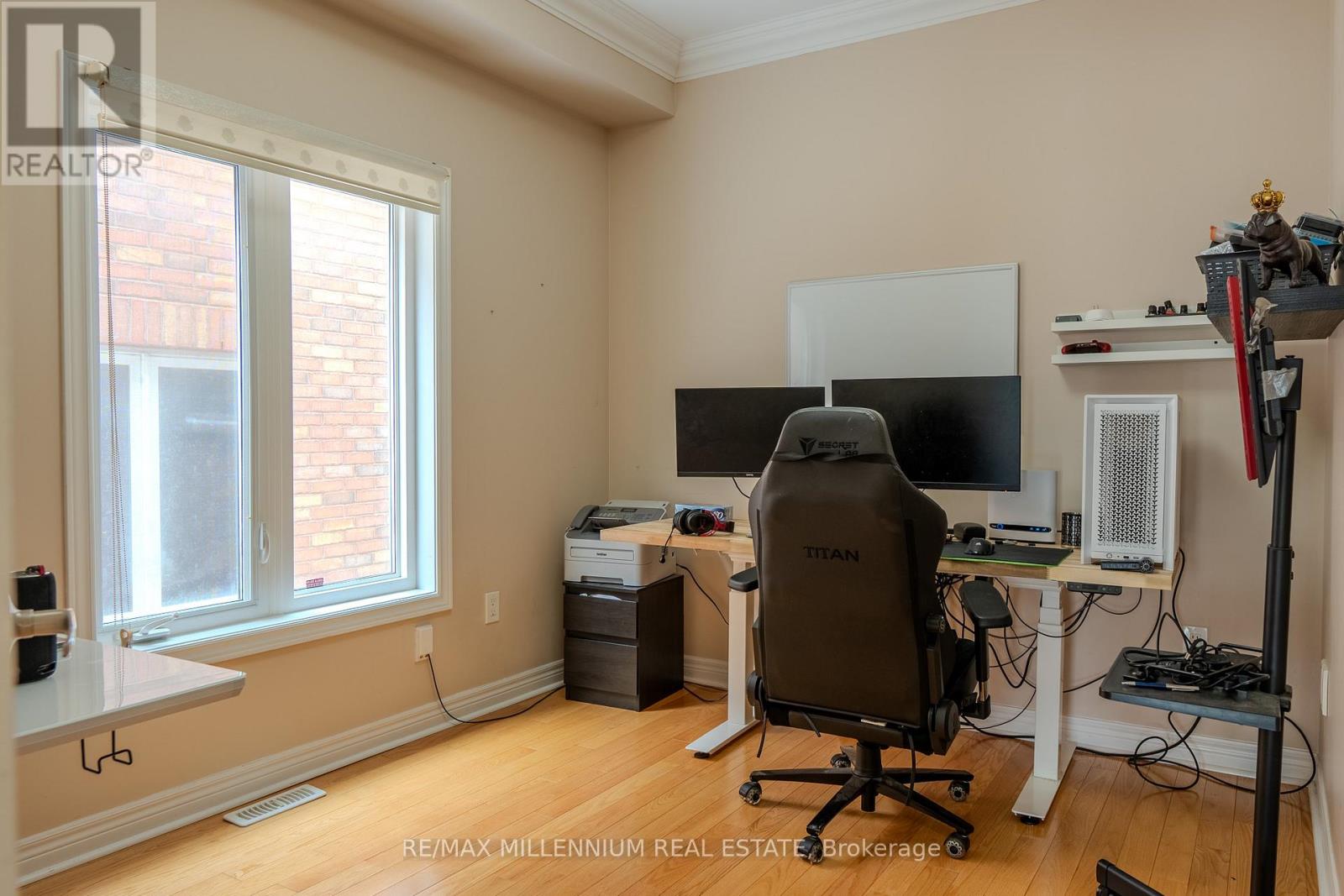 87 Warbler (Main & 2nd Floors) Avenue, Vaughan, Ontario  L6A 0X7 - Photo 42 - N12885510