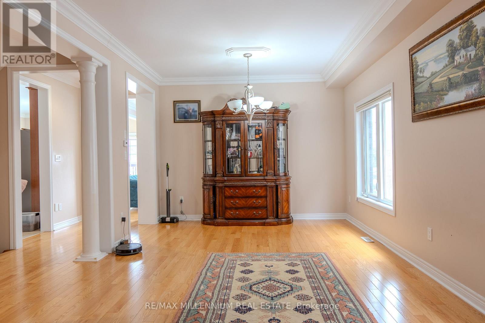 87 Warbler (Main & 2nd Floors) Avenue, Vaughan, Ontario  L6A 0X7 - Photo 8 - N12885510