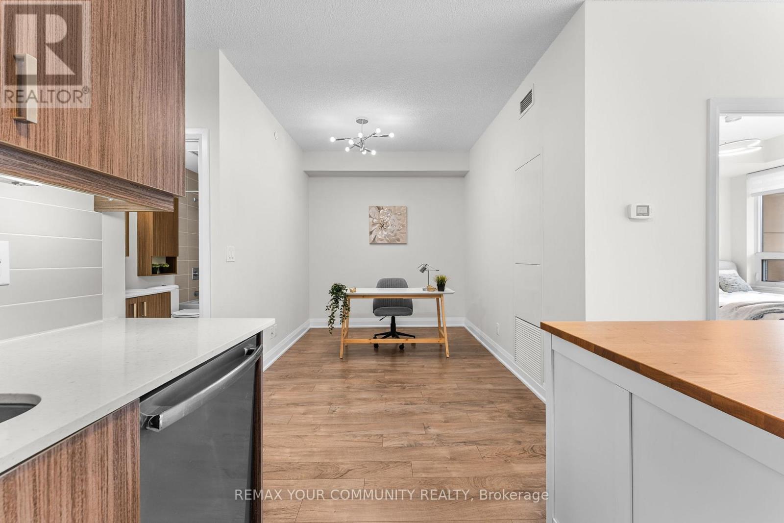 333 - 28 Uptown Drive, Markham (Unionville), Ontario  L3R 5M5 - Photo 15 - N12885522