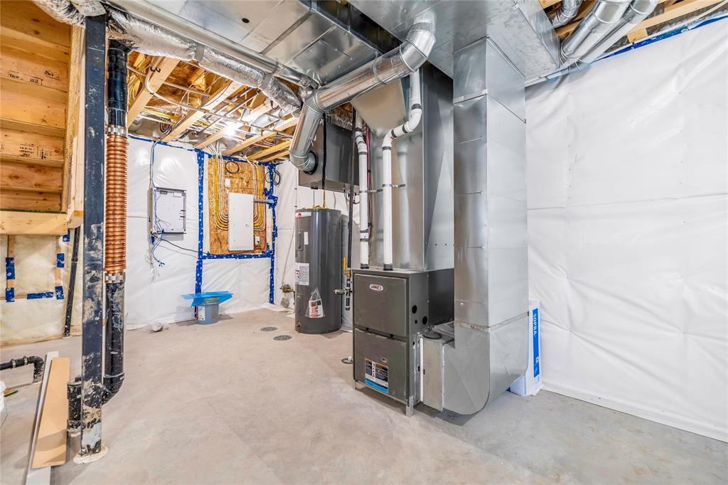 11 Eastfield Court, Winnipeg, Manitoba  R3Y 2H9 - Photo 35 - 202601844