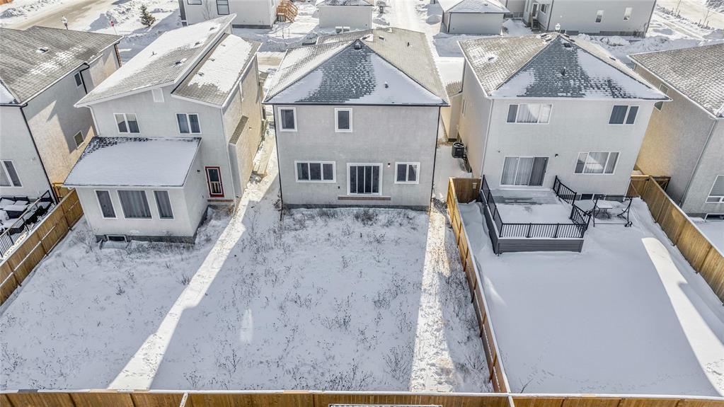 11 Eastfield Court, Winnipeg, Manitoba  R3Y 2H9 - Photo 36 - 202601844