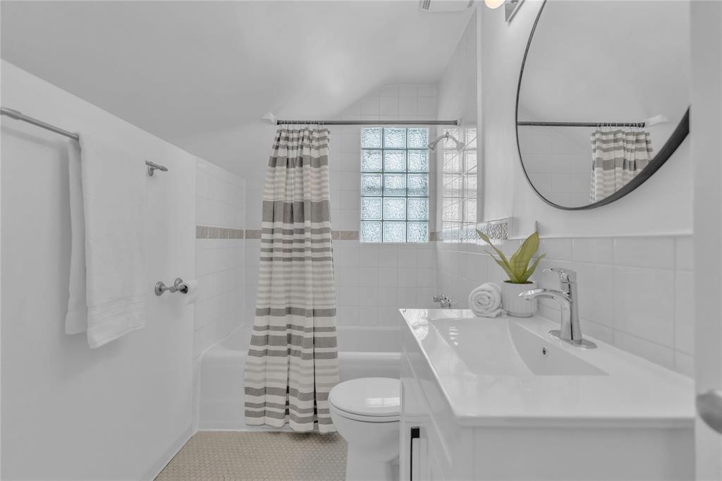 299 Campbell Street, Winnipeg, Manitoba  R3N 1B6 - Photo 17 - 202604537