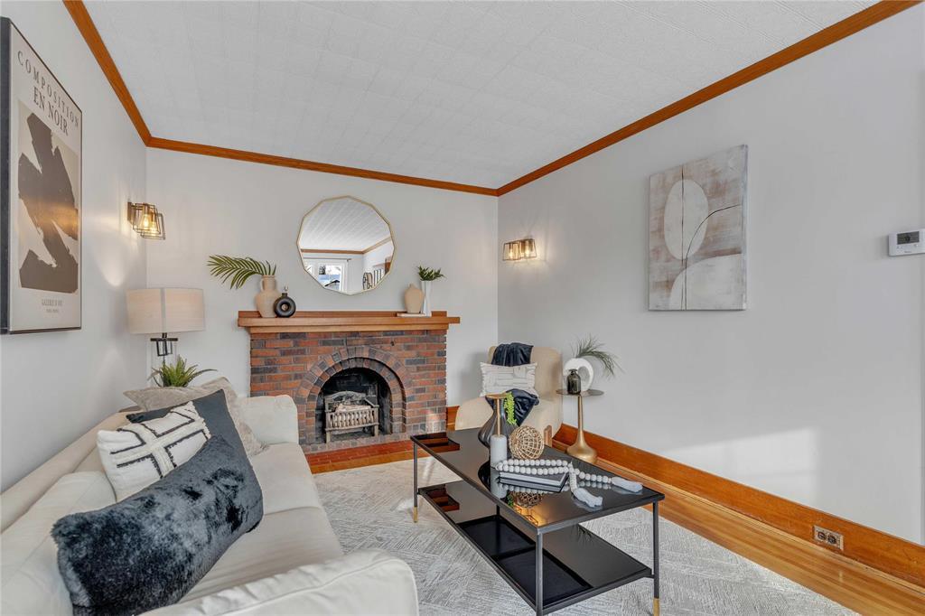 299 Campbell Street, Winnipeg, Manitoba  R3N 1B6 - Photo 2 - 202604537