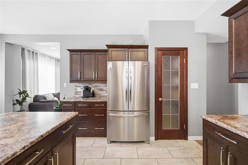 51 Murray Rougeau Crescent, Winnipeg, Manitoba  R2C 5P1 - Photo 11 - 202604650