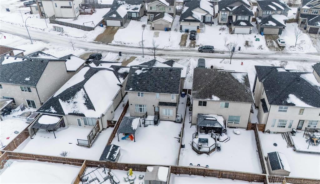 51 Murray Rougeau Crescent, Winnipeg, Manitoba  R2C 5P1 - Photo 41 - 202604650