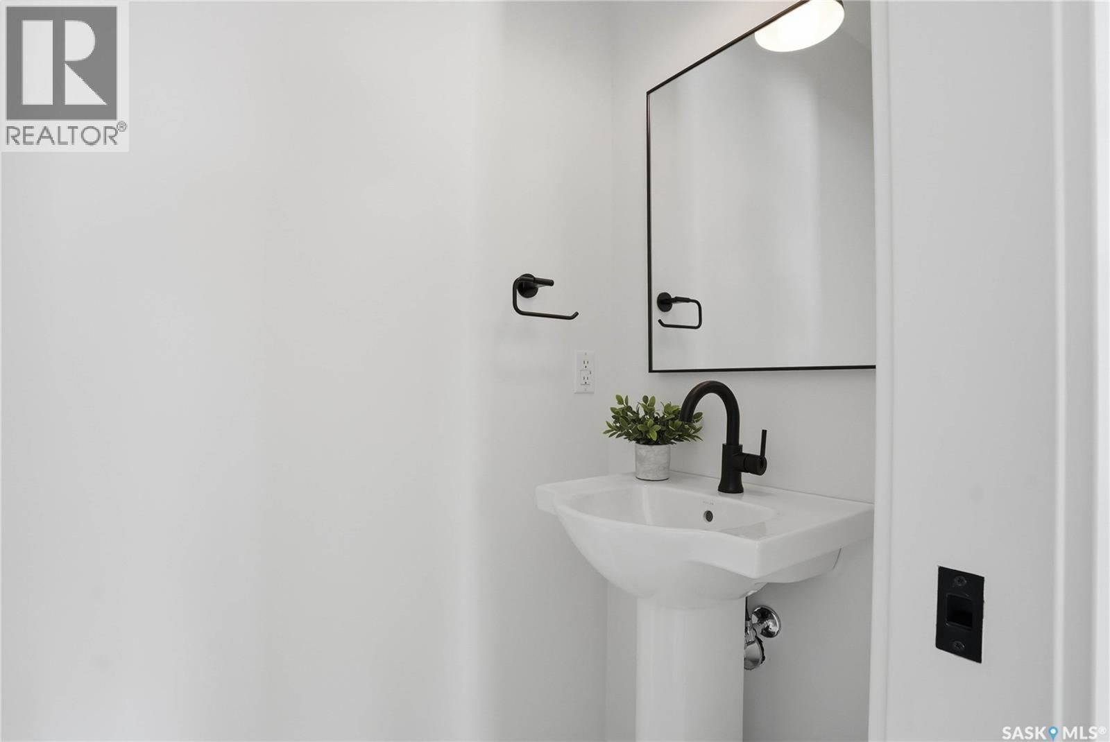 1200 14th Street E, Saskatoon, Saskatchewan  S7H 0A4 - Photo 19 - SK030492