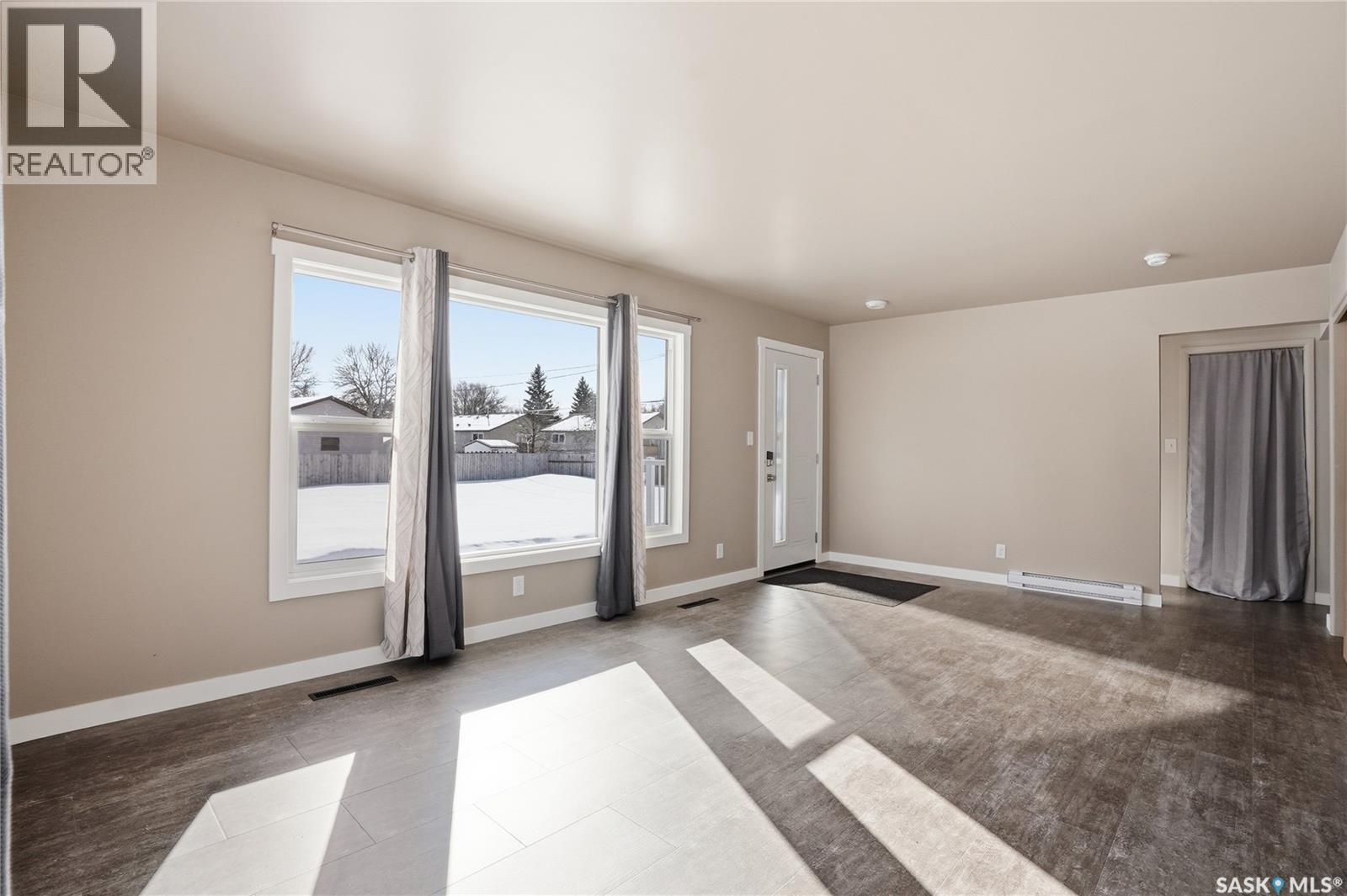 670 Cory Street, Asquith, Saskatchewan  S0K 0J0 - Photo 6 - SK030475