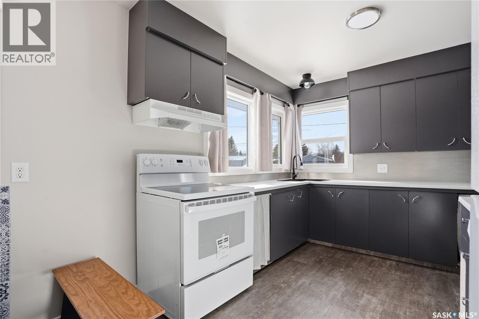 670 Cory Street, Asquith, Saskatchewan  S0K 0J0 - Photo 8 - SK030475