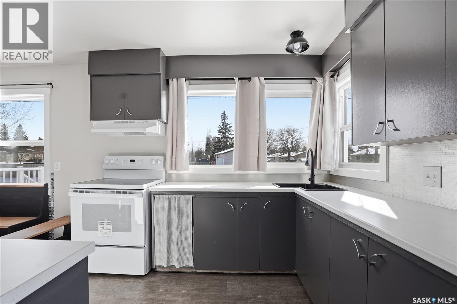 670 Cory Street, Asquith, Saskatchewan  S0K 0J0 - Photo 9 - SK030475