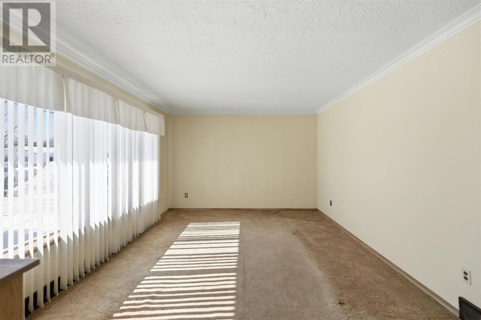 356 Doncaster Rd, Sault Ste. Marie, Ontario  P6C 2V2 - Photo 3 - SM260440