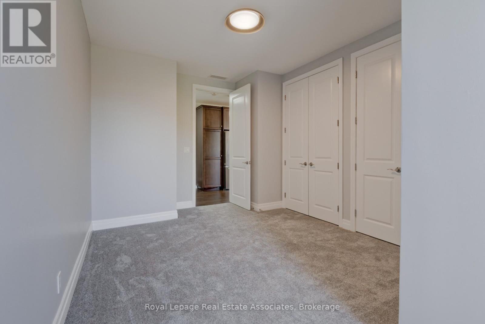 201 - 223 Erb Street W, Waterloo, Ontario  N2L 0B3 - Photo 25 - X12885548