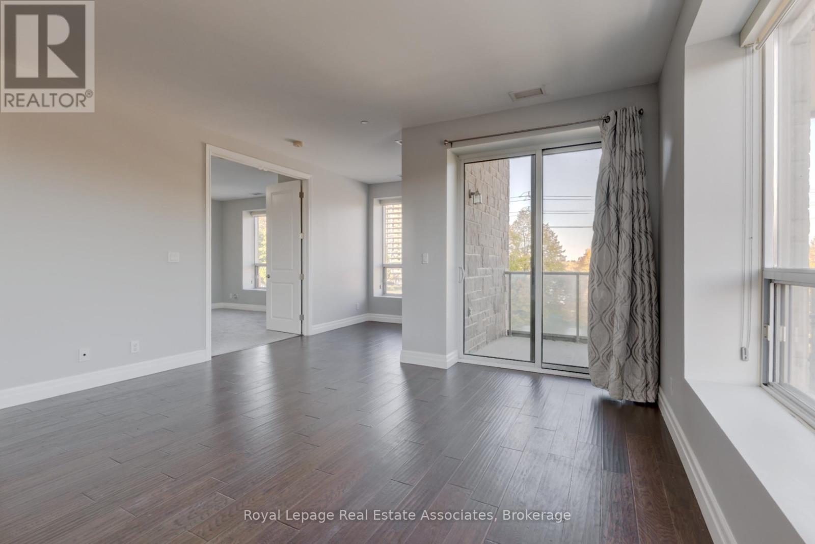 201 - 223 Erb Street W, Waterloo, Ontario  N2L 0B3 - Photo 43 - X12885548