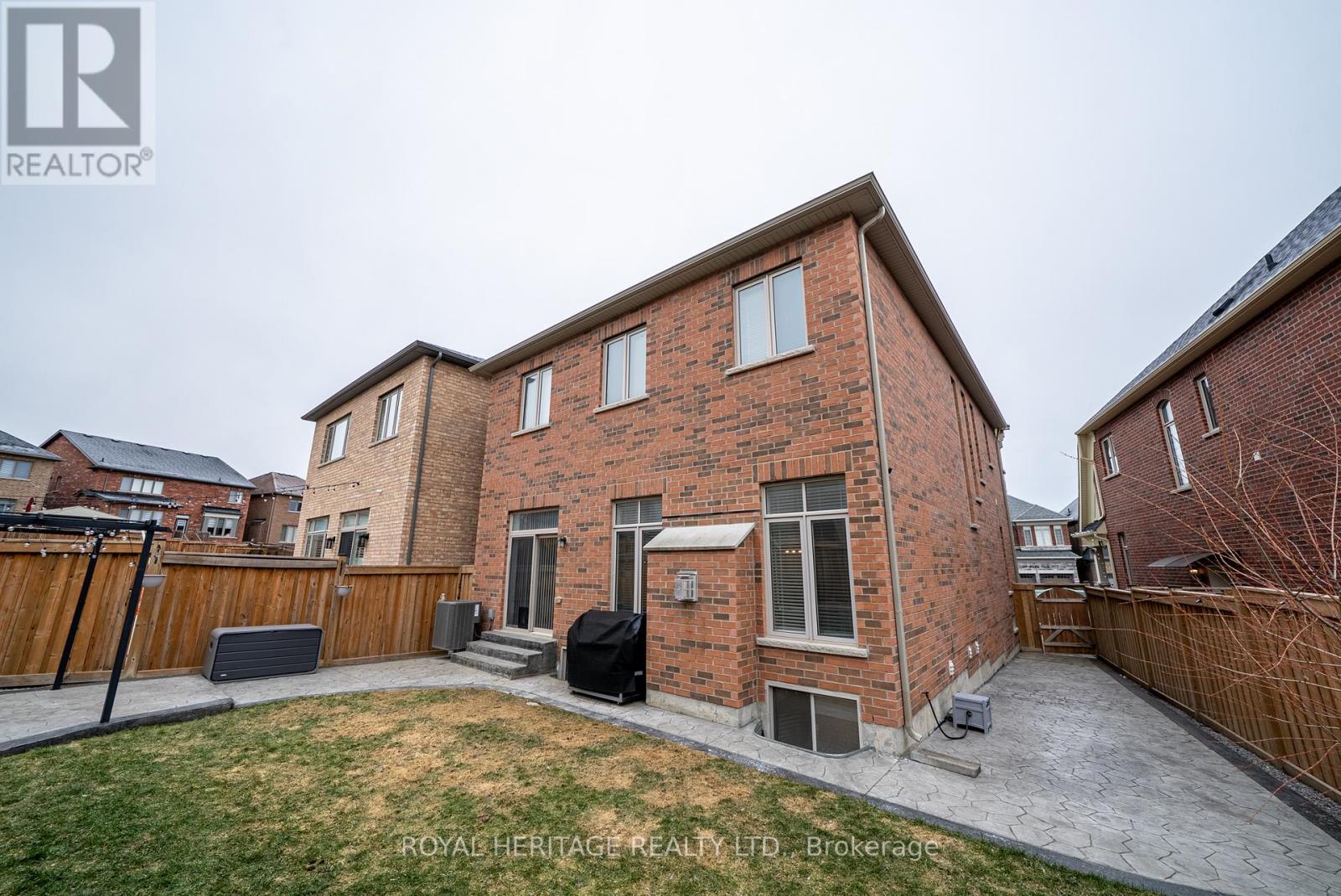 88 Brabin Circle, Whitby, Ontario L1P 0C1 - Photo 39 - E12885564