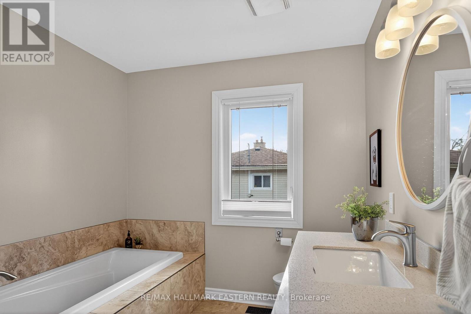 120 Victoria Drive, Kawartha Lakes, Ontario  K0M 1G0 - Photo 33 - X12885570