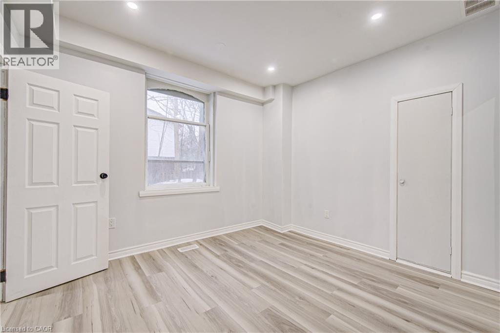 115 Courtney Street, Cambridge, Ontario  N3C 1S2 - Photo 8 - 40810910