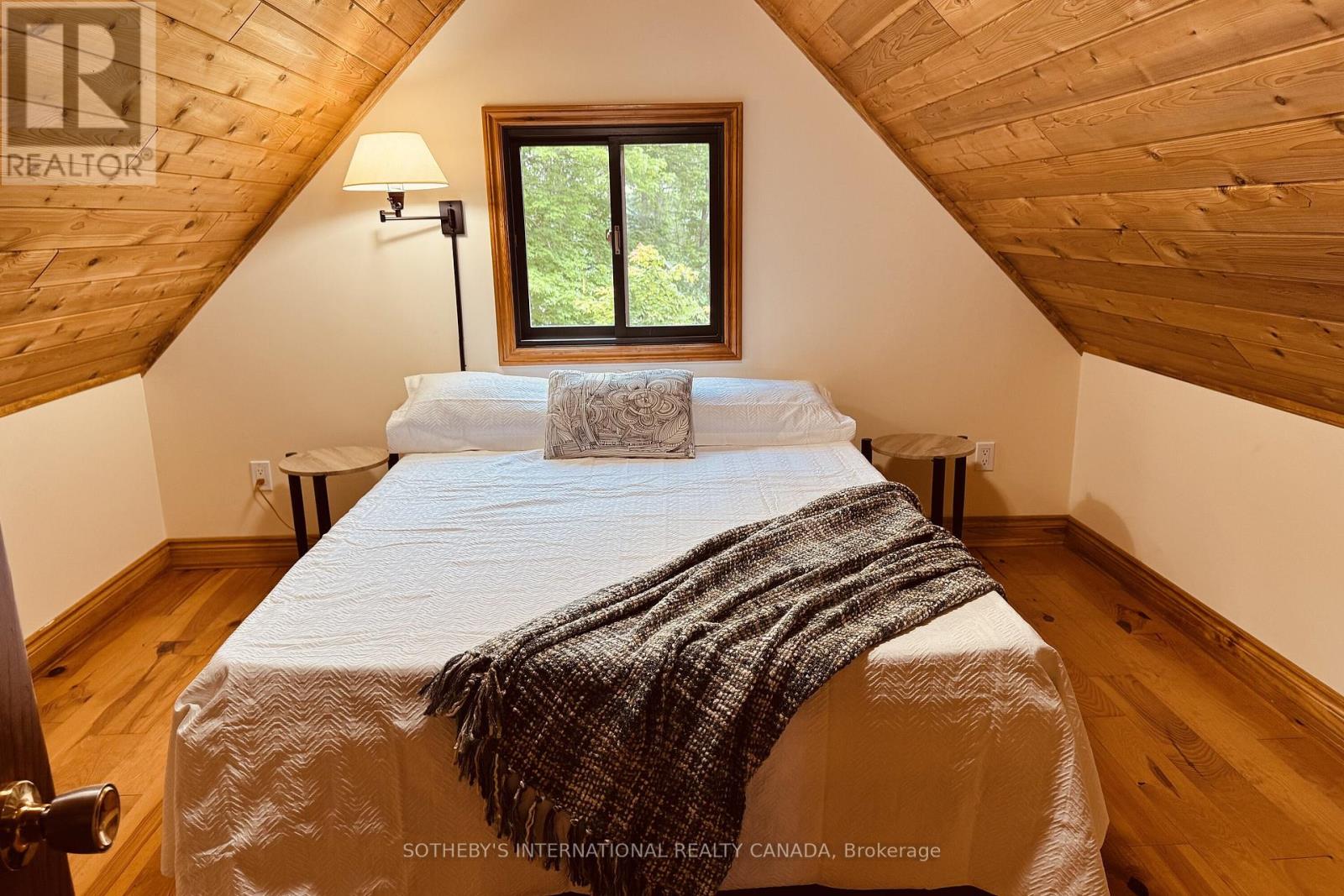 1074 Cooks Road, Gravenhurst (Ryde), Ontario  P1P 1R3 - Photo 18 - X12863952