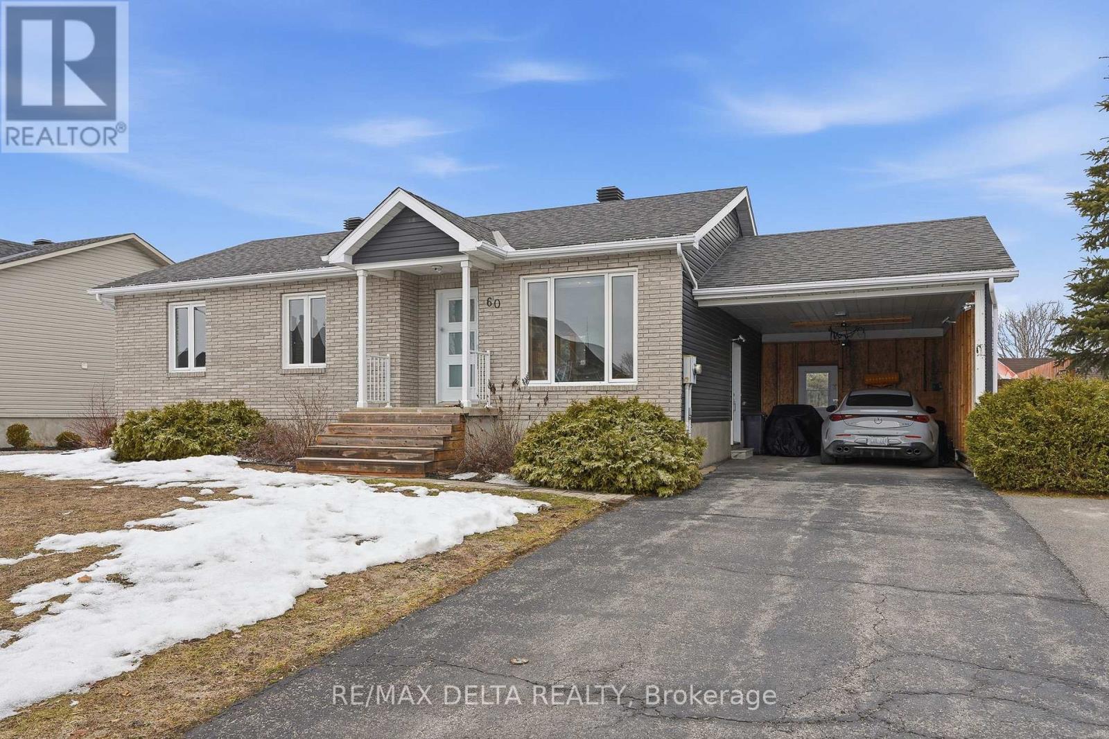 60 Richard Street, Alfred And Plantagenet, Ontario  K0B 1A0 - Photo 2 - X12885552