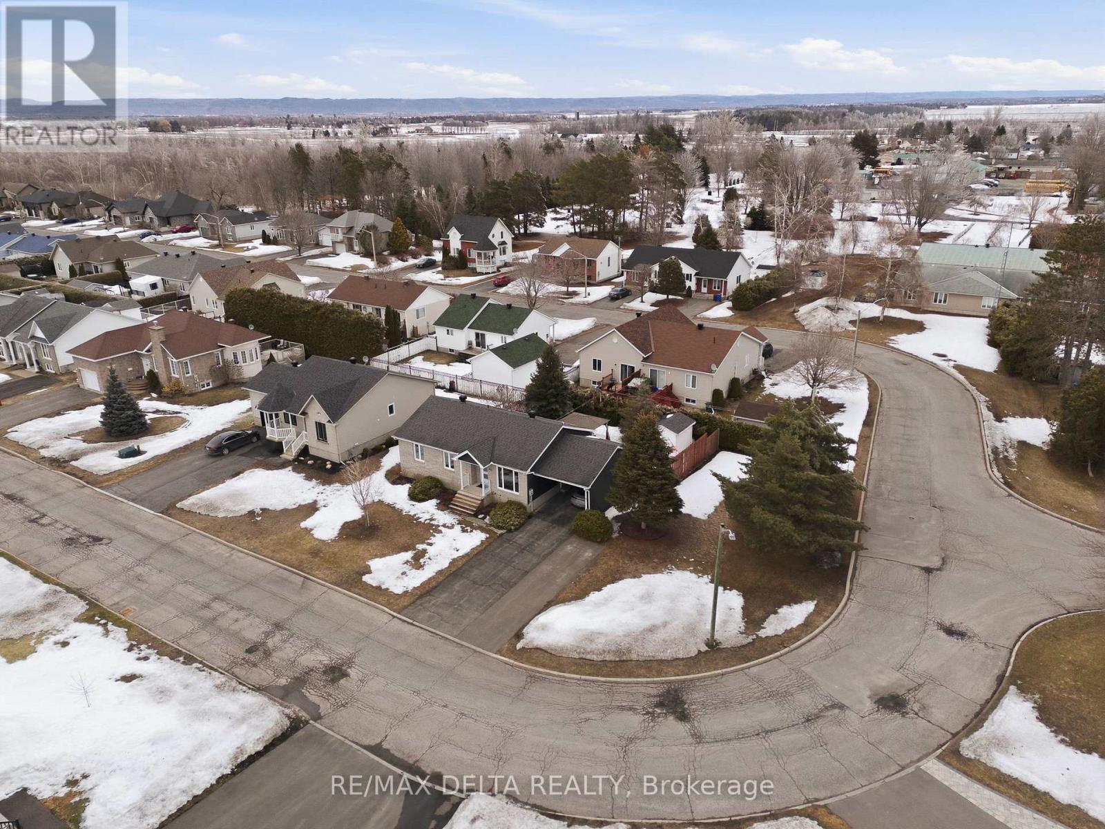 60 Richard Street, Alfred And Plantagenet, Ontario  K0B 1A0 - Photo 29 - X12885552