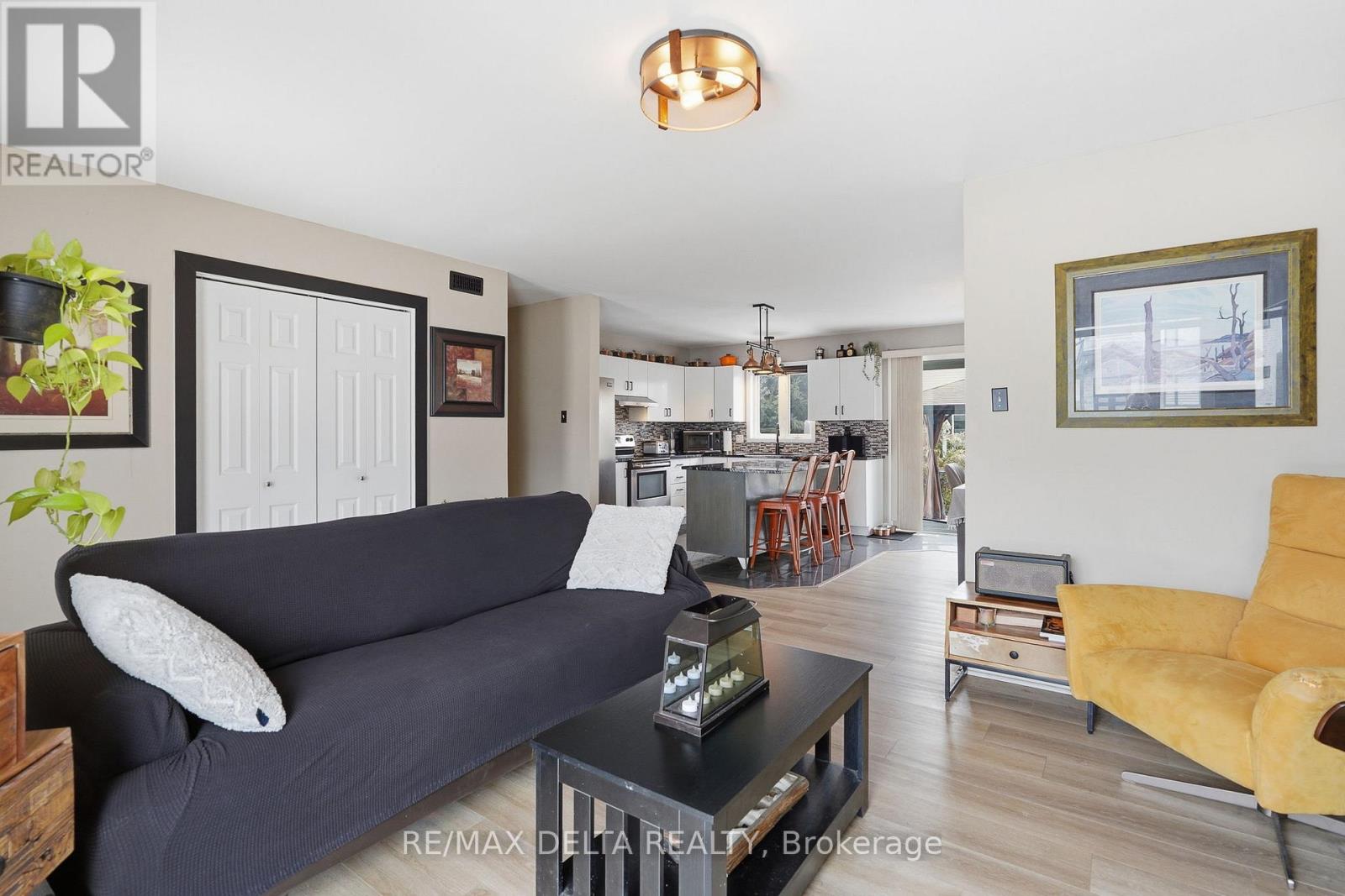 60 Richard Street, Alfred And Plantagenet, Ontario  K0B 1A0 - Photo 6 - X12885552