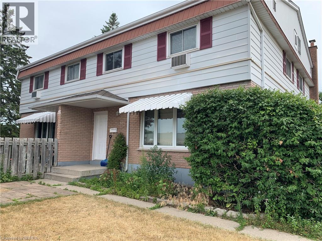 52 Ewing Drive Unit# A, Brantford, Ontario  N3R 5H8 - Photo 1 - 40812258