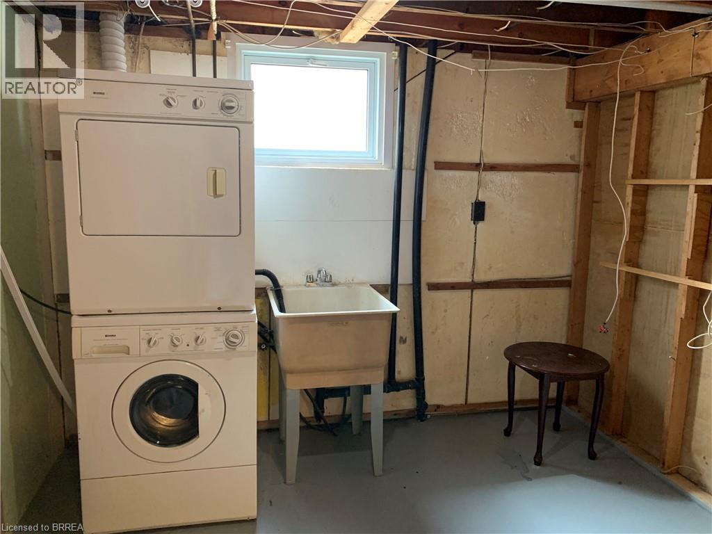 52 Ewing Drive Unit# A, Brantford, Ontario  N3R 5H8 - Photo 13 - 40812258