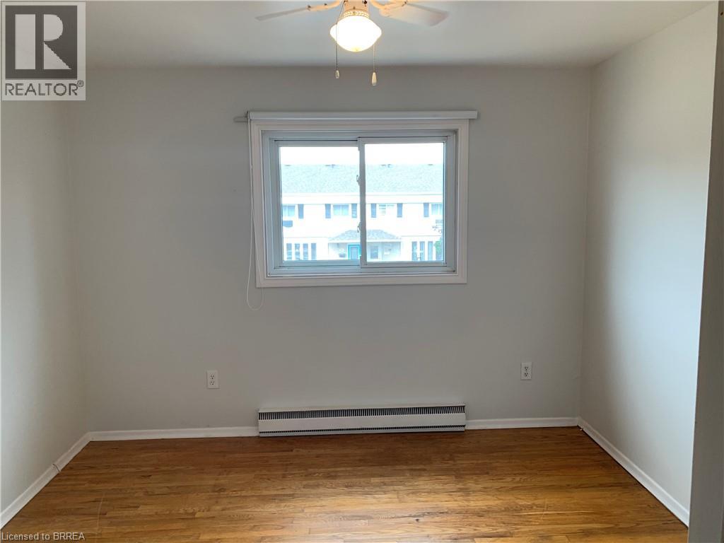 52 Ewing Drive Unit# A, Brantford, Ontario  N3R 5H8 - Photo 7 - 40812258