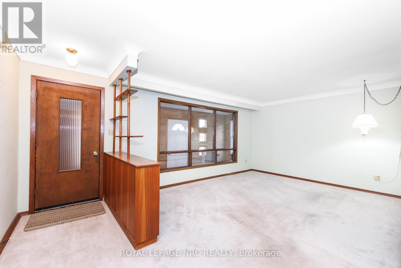 33 Strathmore Crescent, Welland, Ontario  L3B 1B8 - Photo 8 - X12885584