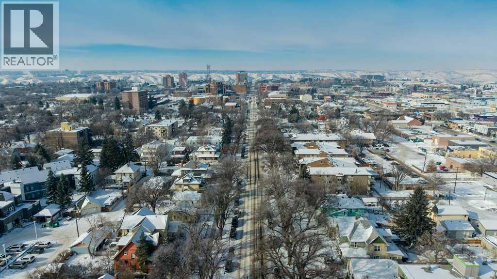 1251 4 Avenue S, Lethbridge, Alberta  T1J 0P9 - Photo 3 - A2293022