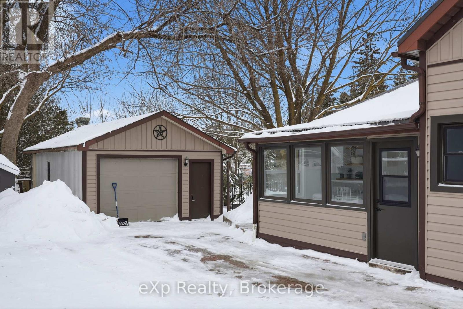 361 William Street, Wellington North, Ontario  N0G 2L3 - Photo 5 - X12885586