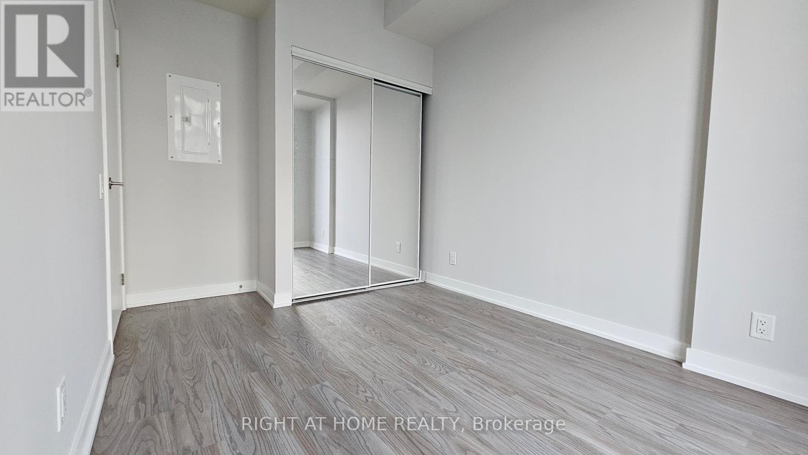 728 - 38 Monte Kwinter Court, Toronto, Ontario M3H 0E2 - Photo 9 - C12885574