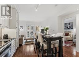 339 - 22 LEADER LANE, Toronto, Ontario