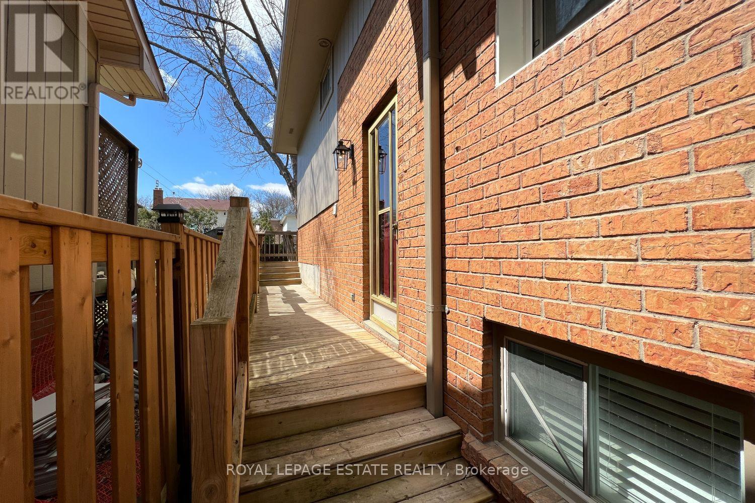 Lower - 18 Jacob Drive, Whitby (Lynde Creek), Ontario  L1P 1B1 - Photo 12 - E12885554