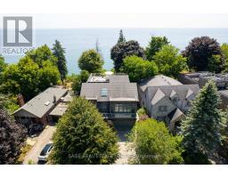 79 FISHLEIGH DRIVE, Toronto, Ontario