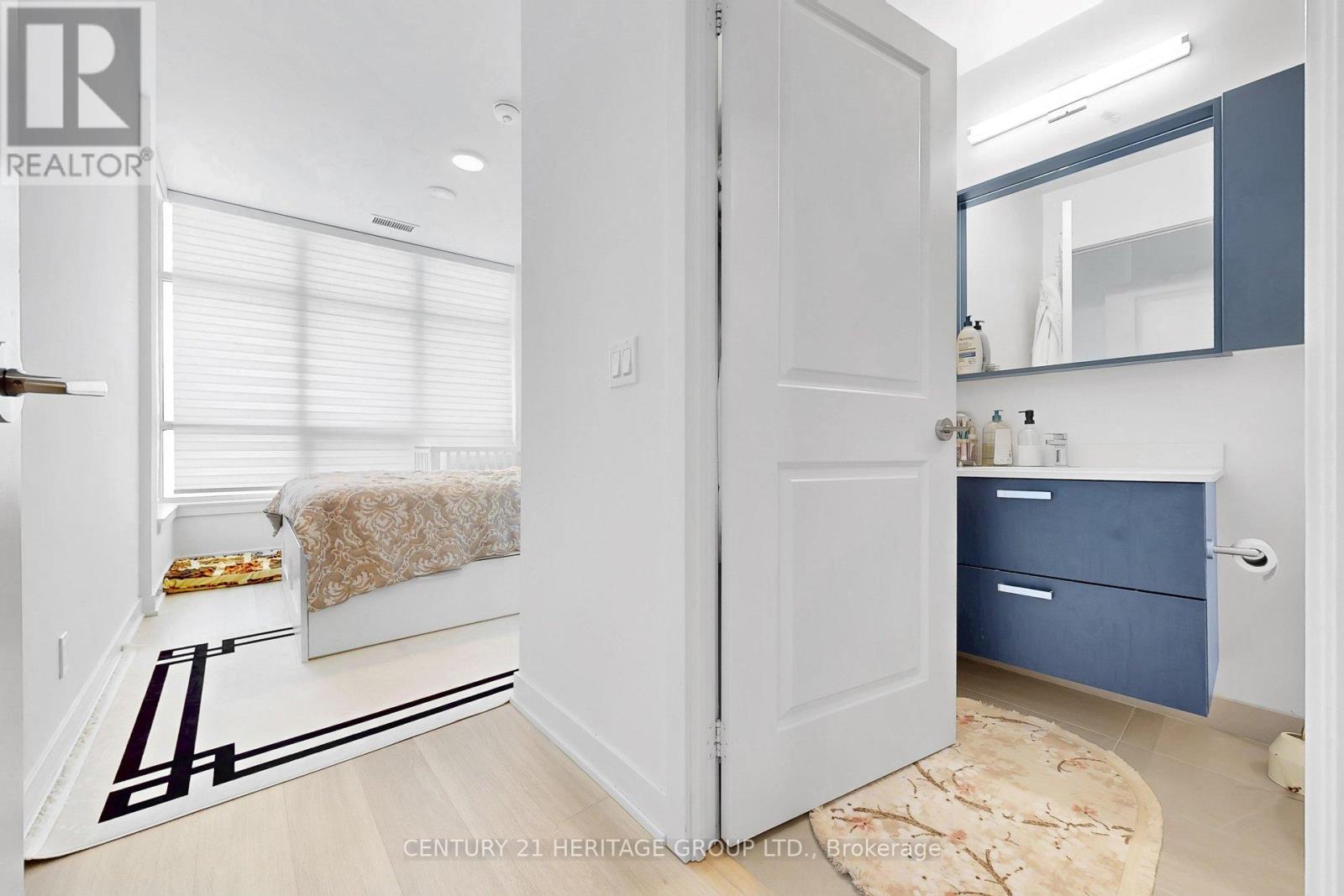 3504 - 30 Upper Mall Way, Vaughan, Ontario  L4J 0L7 - Photo 26 - N12885580