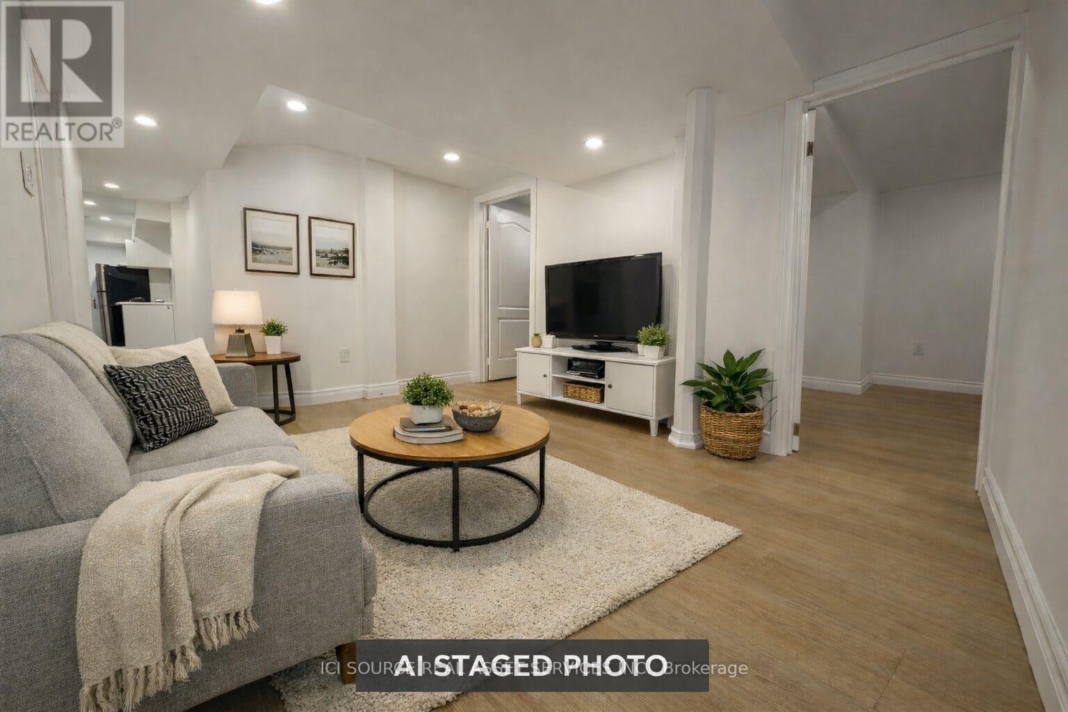 Lower - 31 Pietro Drive, Vaughan (Vellore Village), Ontario  L6A 3K5 - Photo 4 - N12885610