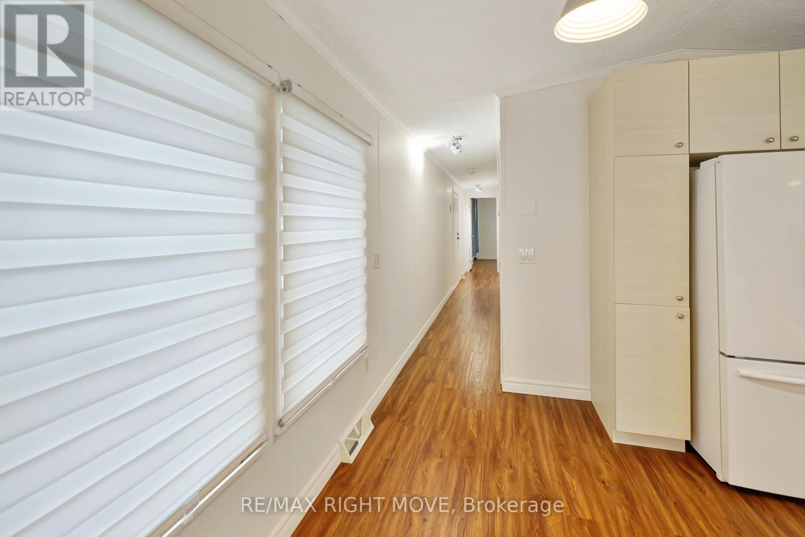 4041 Ash Crescent, Severn, Ontario  L3V 0V1 - Photo 6 - S12885576